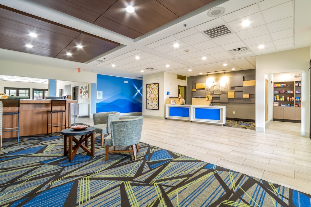 holiday inn express and suites hearne by ihg