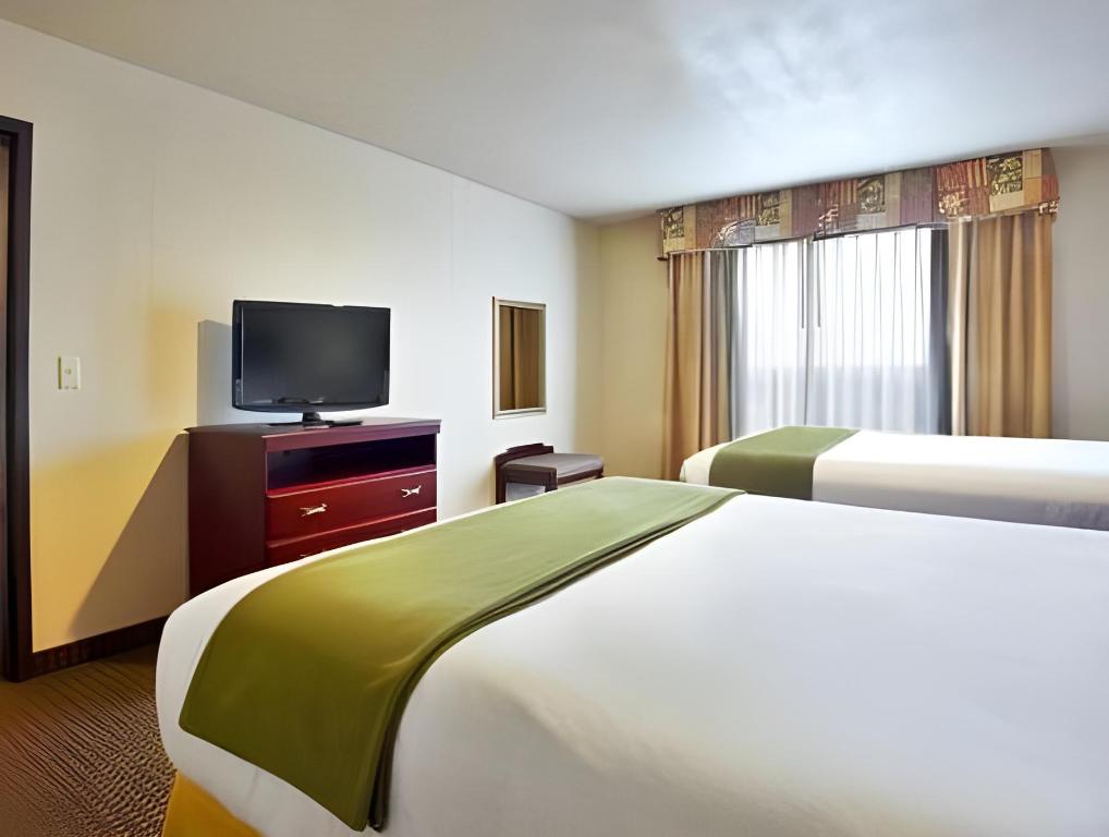 holiday inn express and suites hearne by ihg