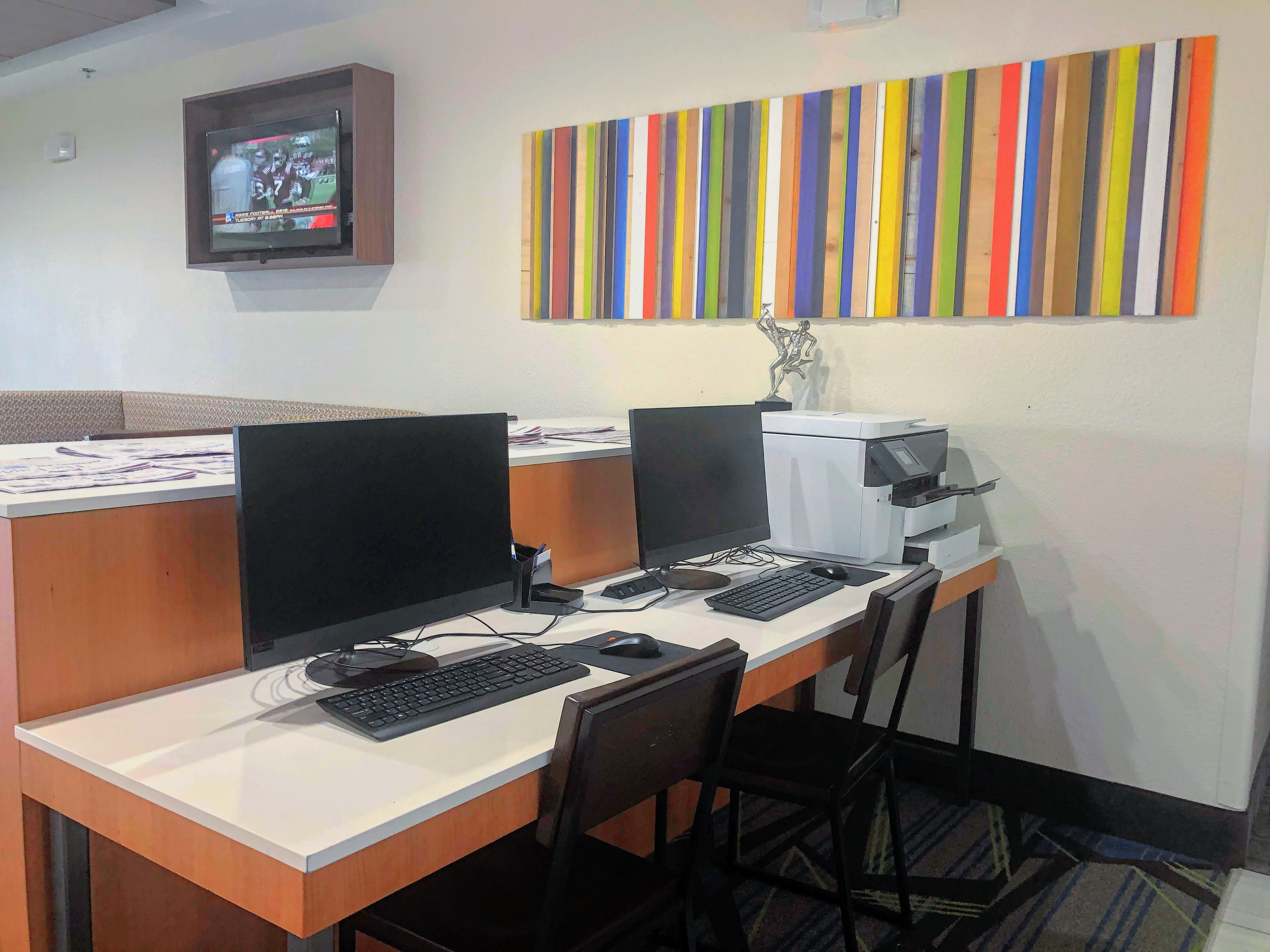 holiday inn express and suites hearne by ihg