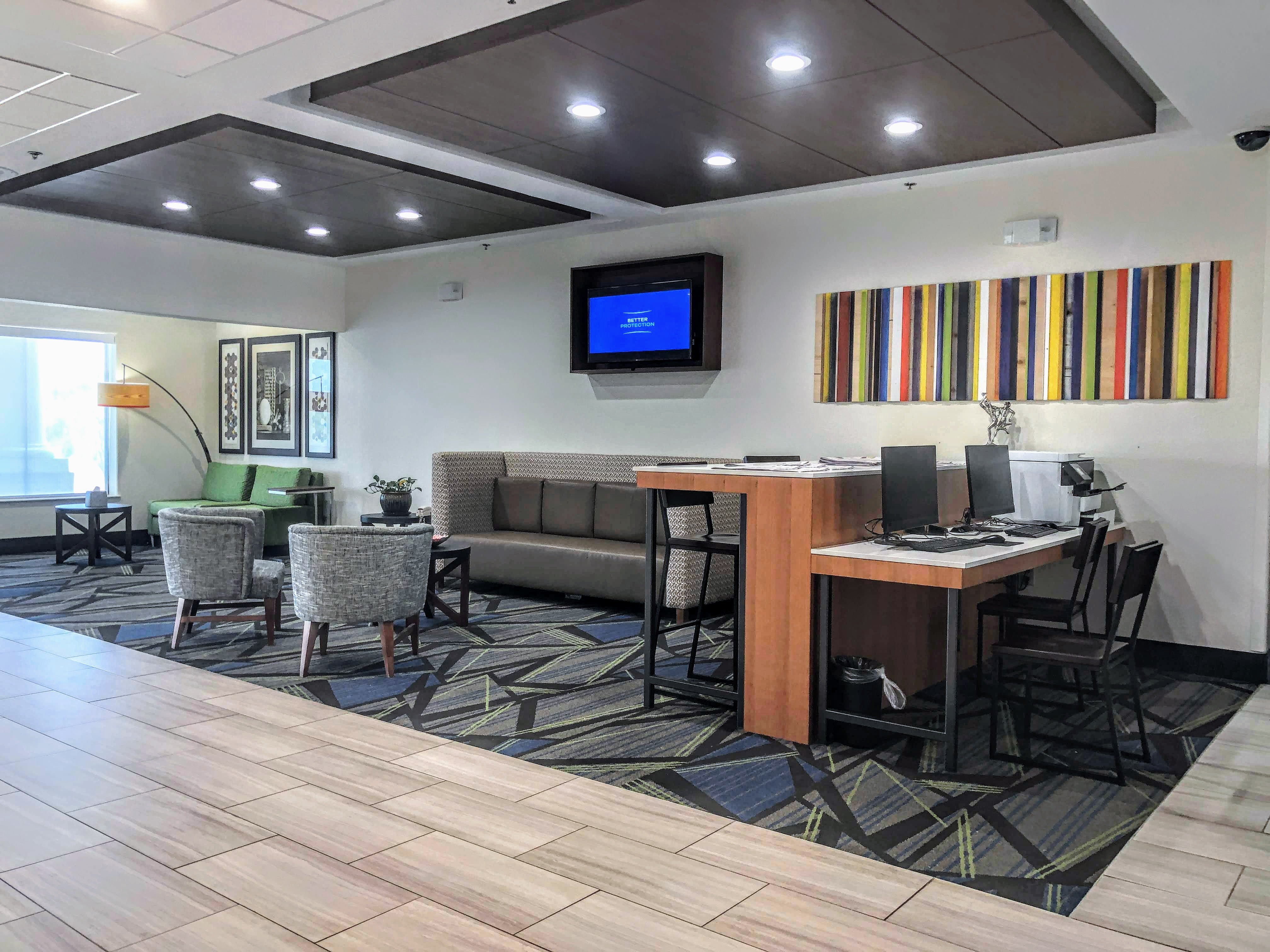 holiday inn express and suites hearne by ihg