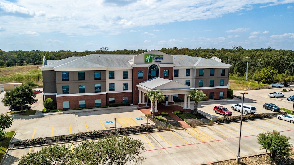 holiday inn express and suites hearne by ihg