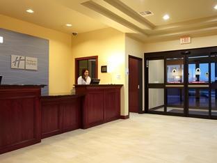 holiday inn express and suites hearne by ihg