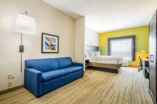 holiday inn express and suites hearne by ihg