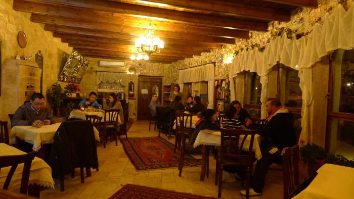 travellers cave hotel