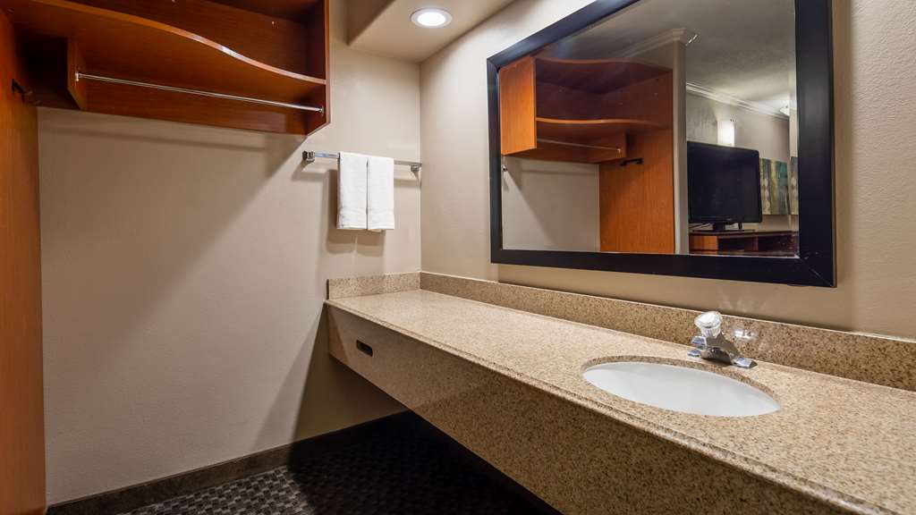 best western oxnard inn