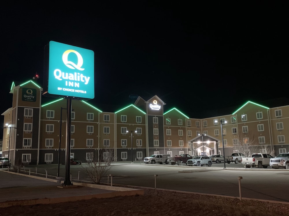 quality inn and suites estevan area
