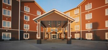 quality inn and suites estevan area
