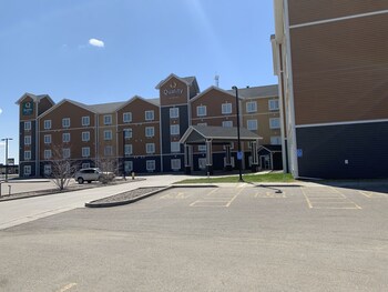 quality inn and suites estevan area
