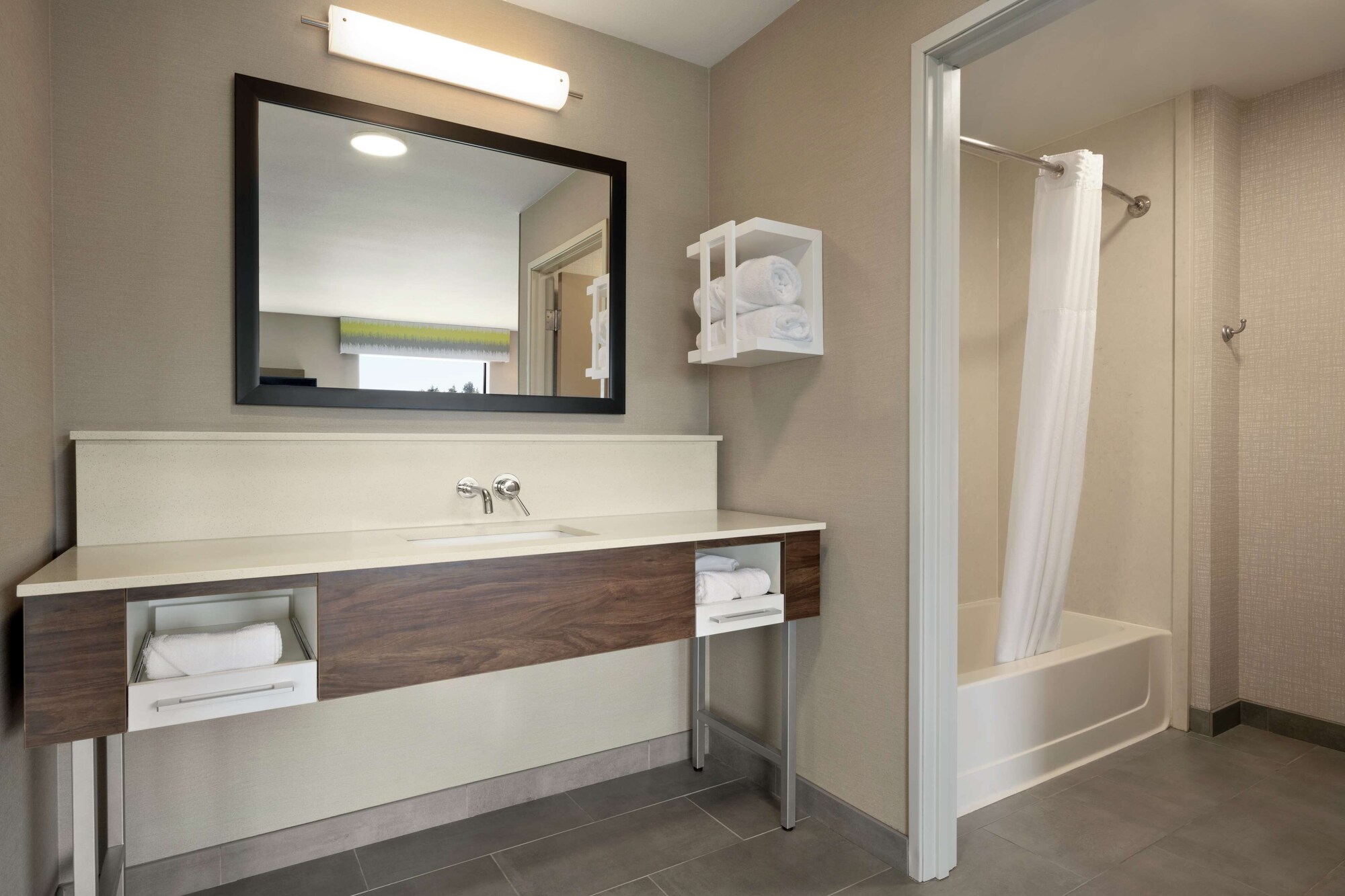 hampton inn and suites tacoma puyallup