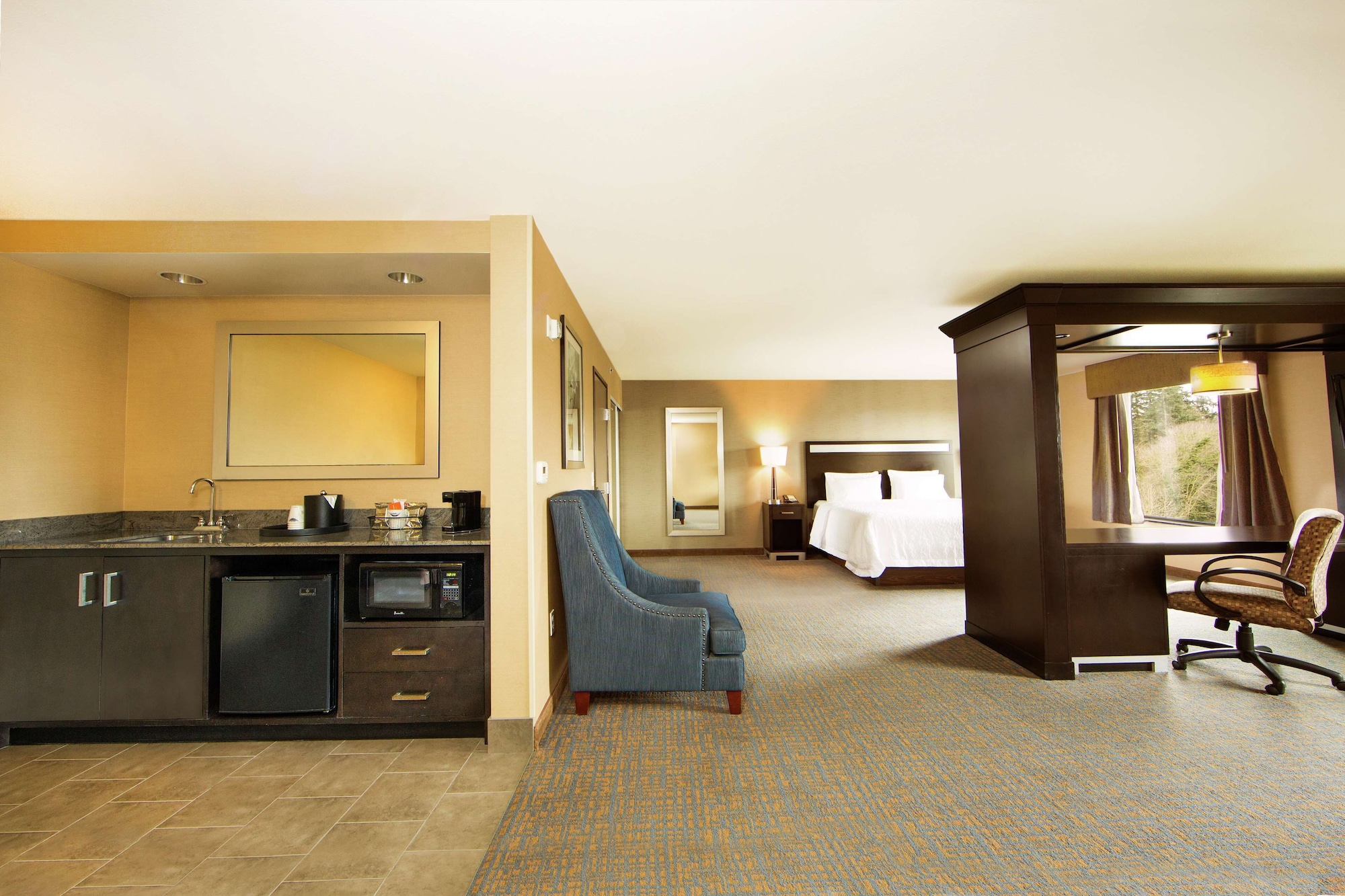 hampton inn and suites tacoma puyallup
