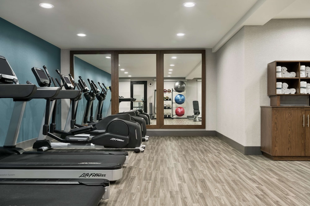 hampton inn and suites tacoma puyallup