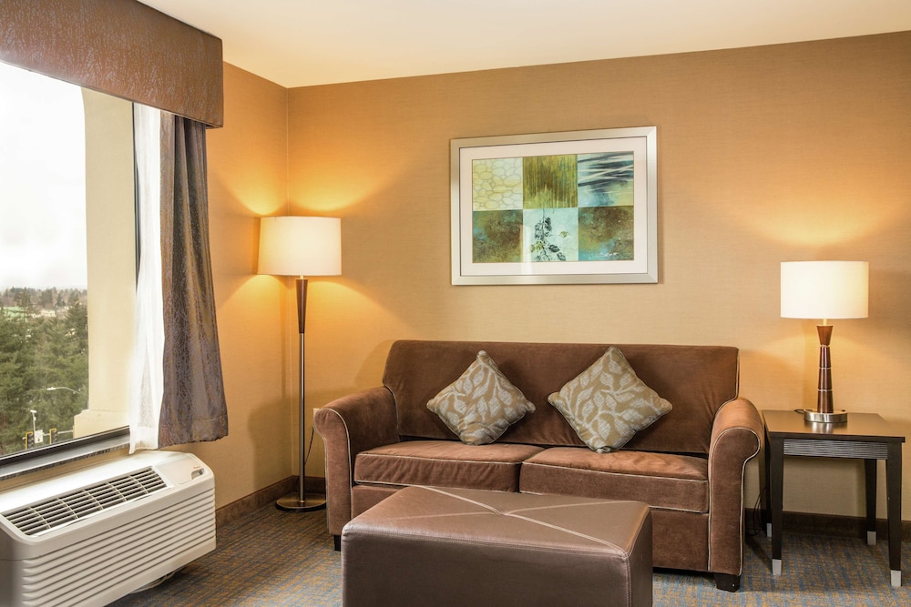 hampton inn and suites tacoma puyallup