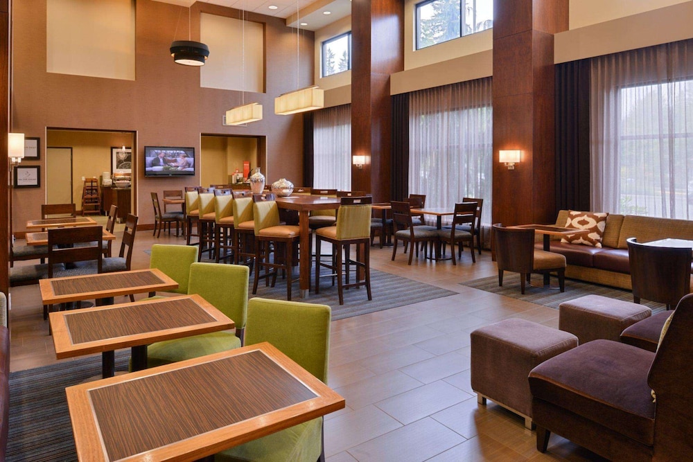 hampton inn and suites tacoma puyallup