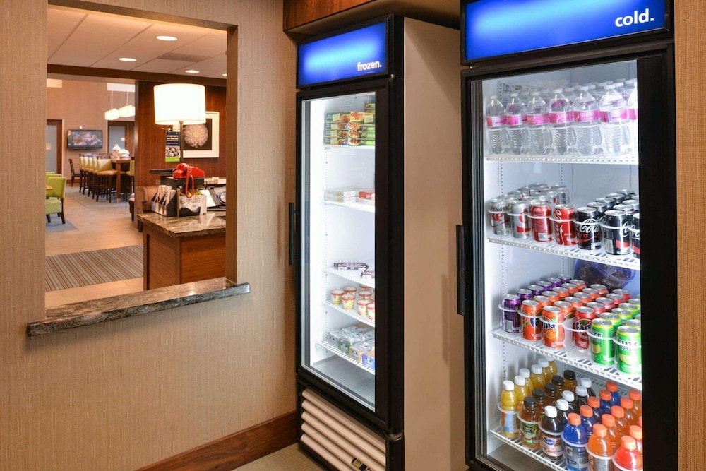hampton inn and suites tacoma puyallup