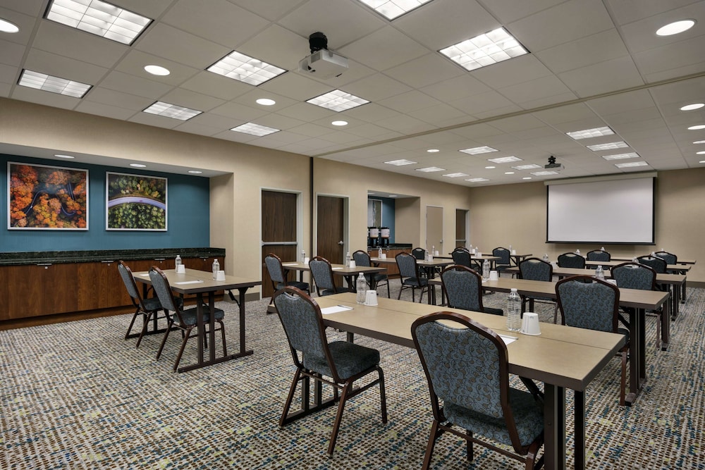 hampton inn and suites tacoma puyallup