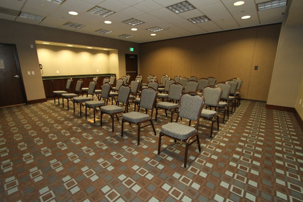 hampton inn and suites tacoma puyallup
