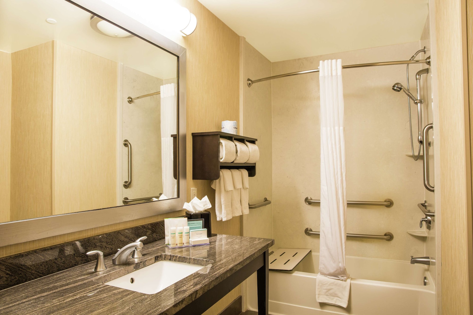 hampton inn and suites tacoma puyallup