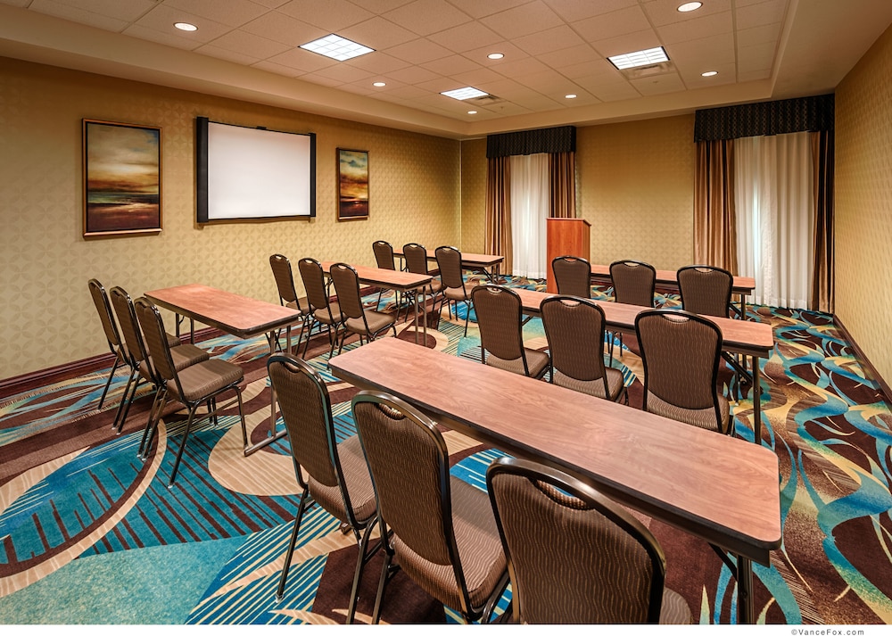 holiday inn express red bluff south redding area