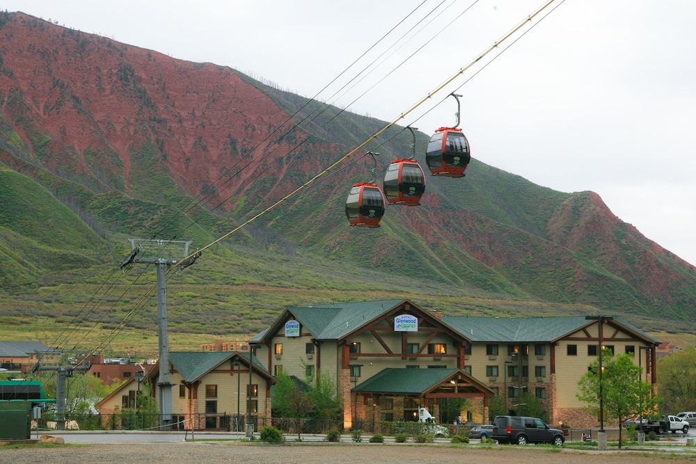 hotel glenwood springs