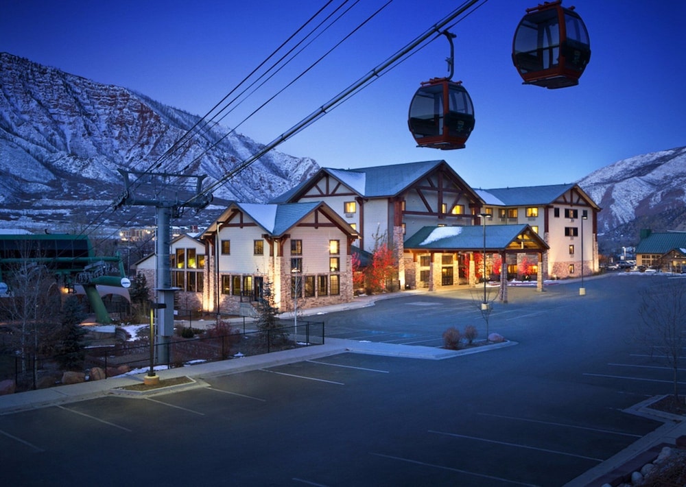 hotel glenwood springs