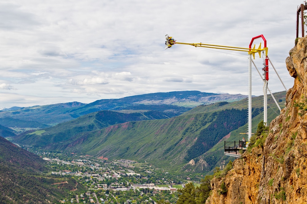 hotel glenwood springs