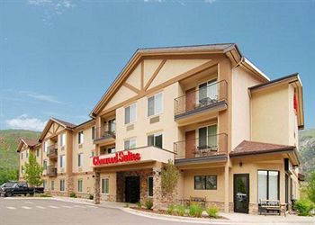 Comfort Inn & Suites Glenwood Springs On The River,Oasis Creek>>Glenwood Springs,3 star