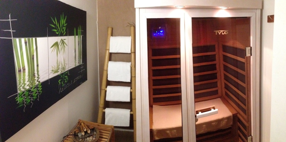 Kyriad Rouen Nord - Mont-Saint-Aignan,Maromme>>Berville,3 star