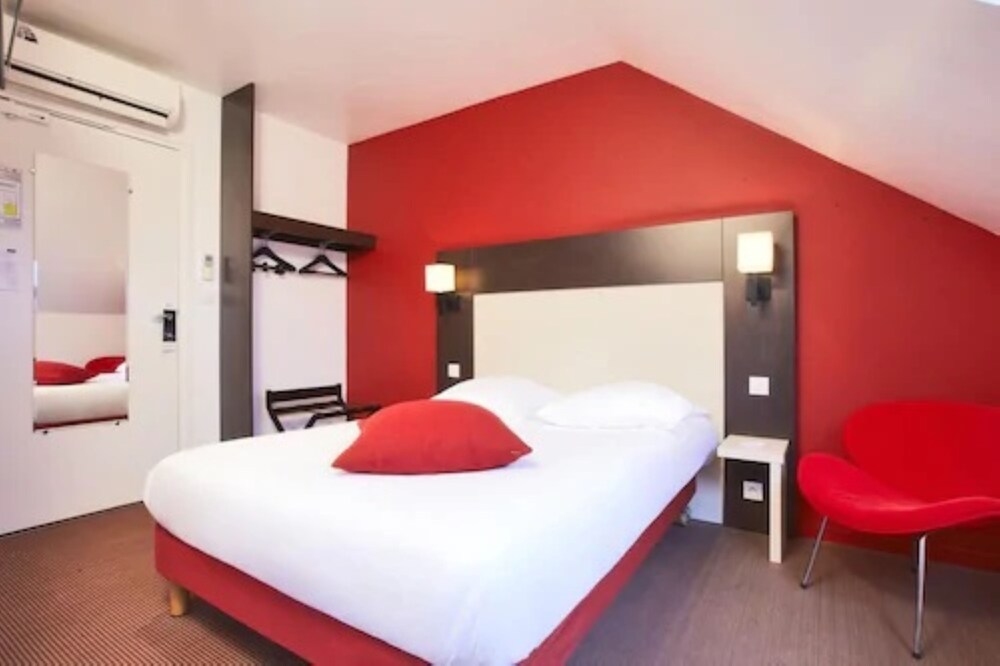 Kyriad Rouen Nord - Mont-Saint-Aignan,Maromme>>Berville,3 star