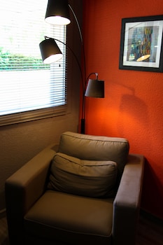 kyriad rouen nord mont saint aignan