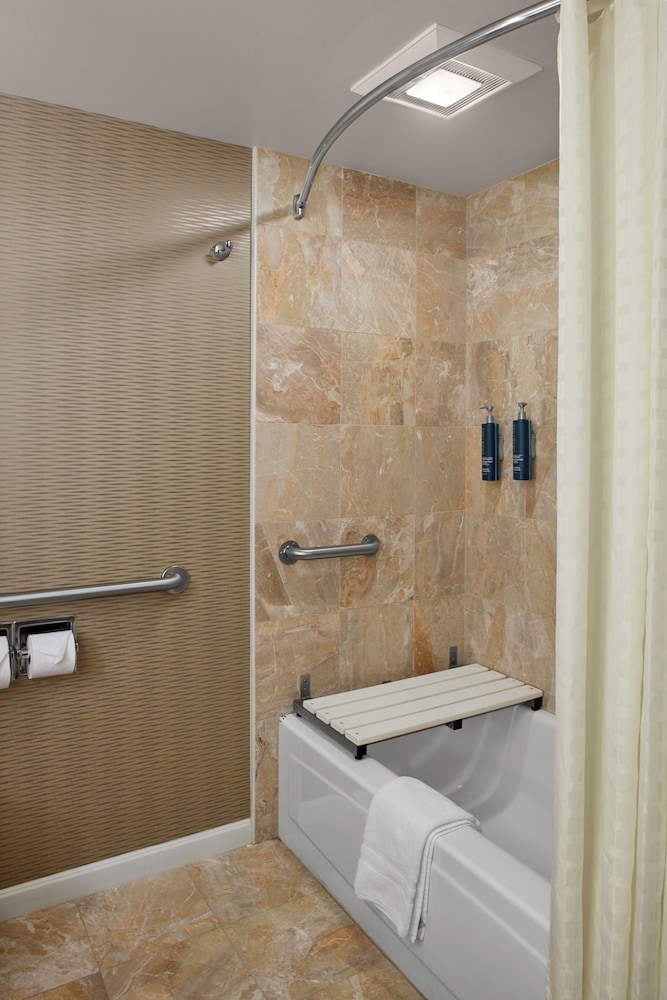 hilton akron fairlawn