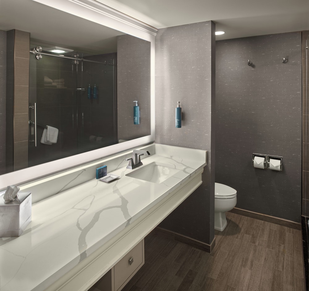 hilton akron fairlawn