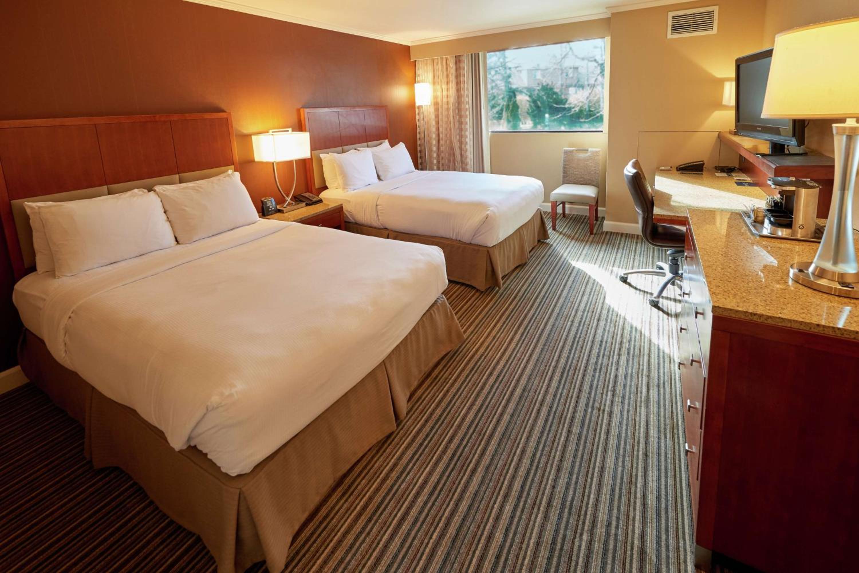 hilton akron fairlawn