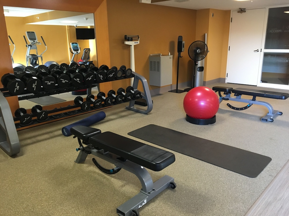 hilton akron fairlawn
