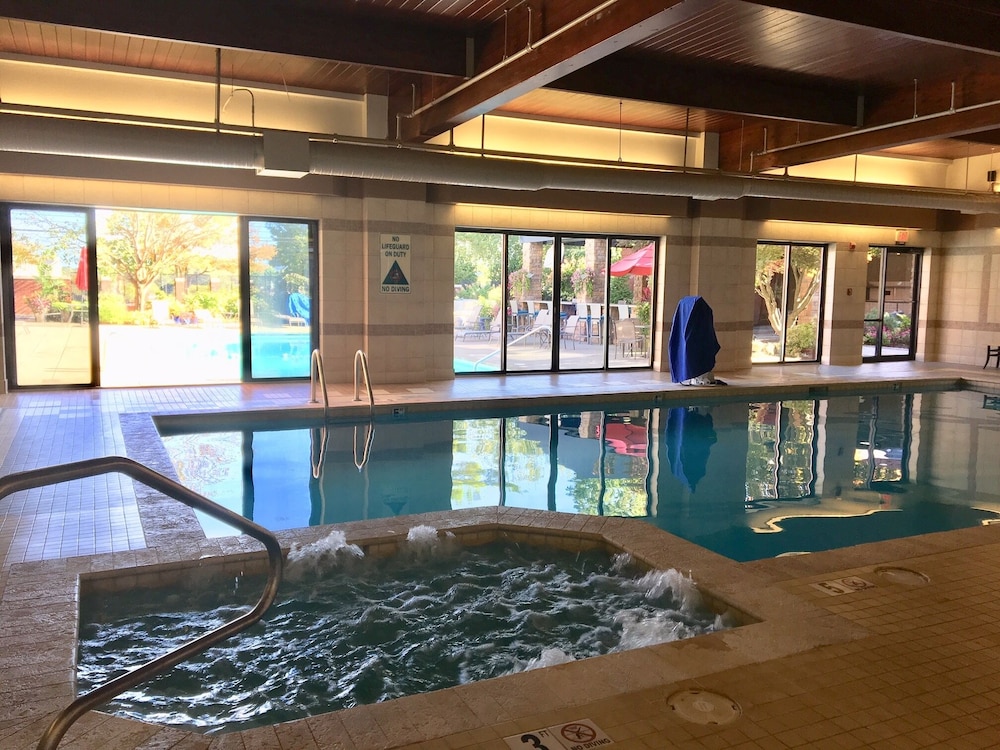hilton akron fairlawn