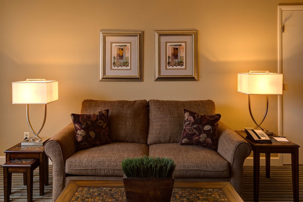 hilton akron fairlawn