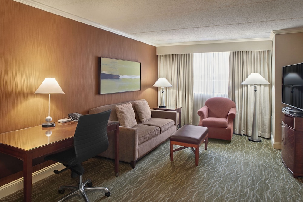 hilton akron fairlawn