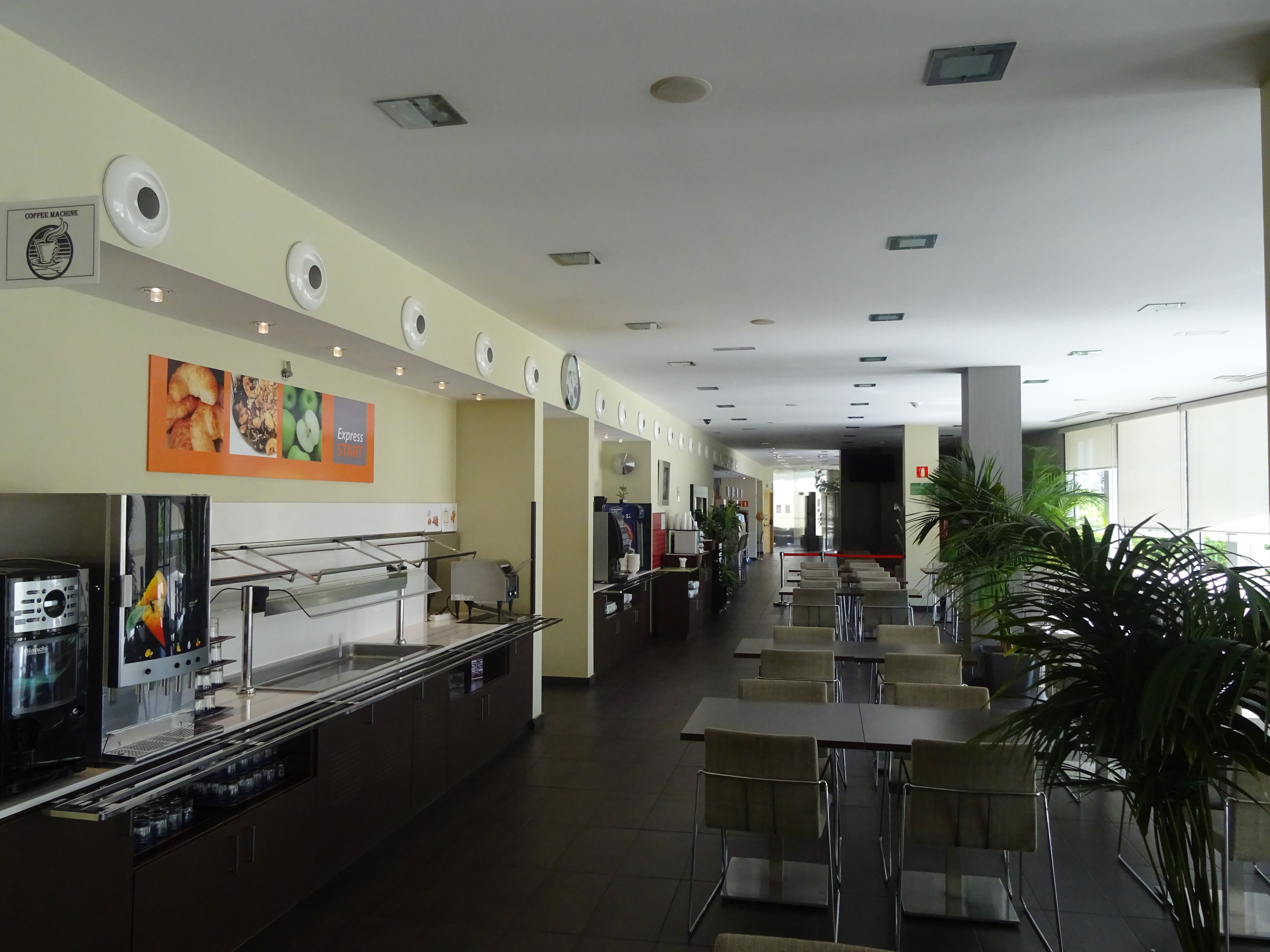 holiday inn express barcelona sant cugat by ihg