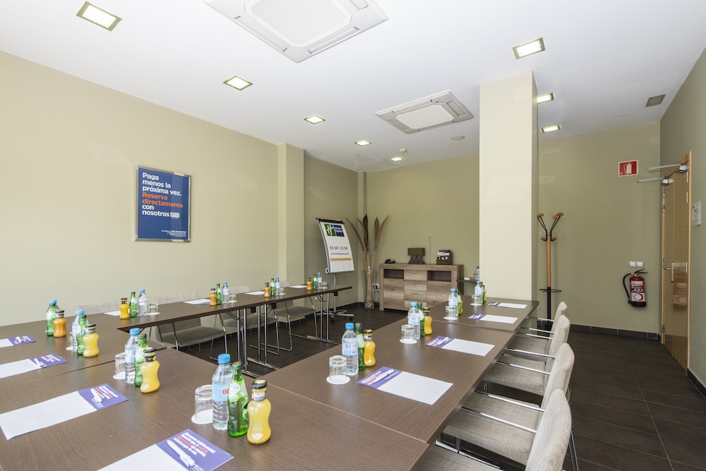 holiday inn express barcelona sant cugat by ihg