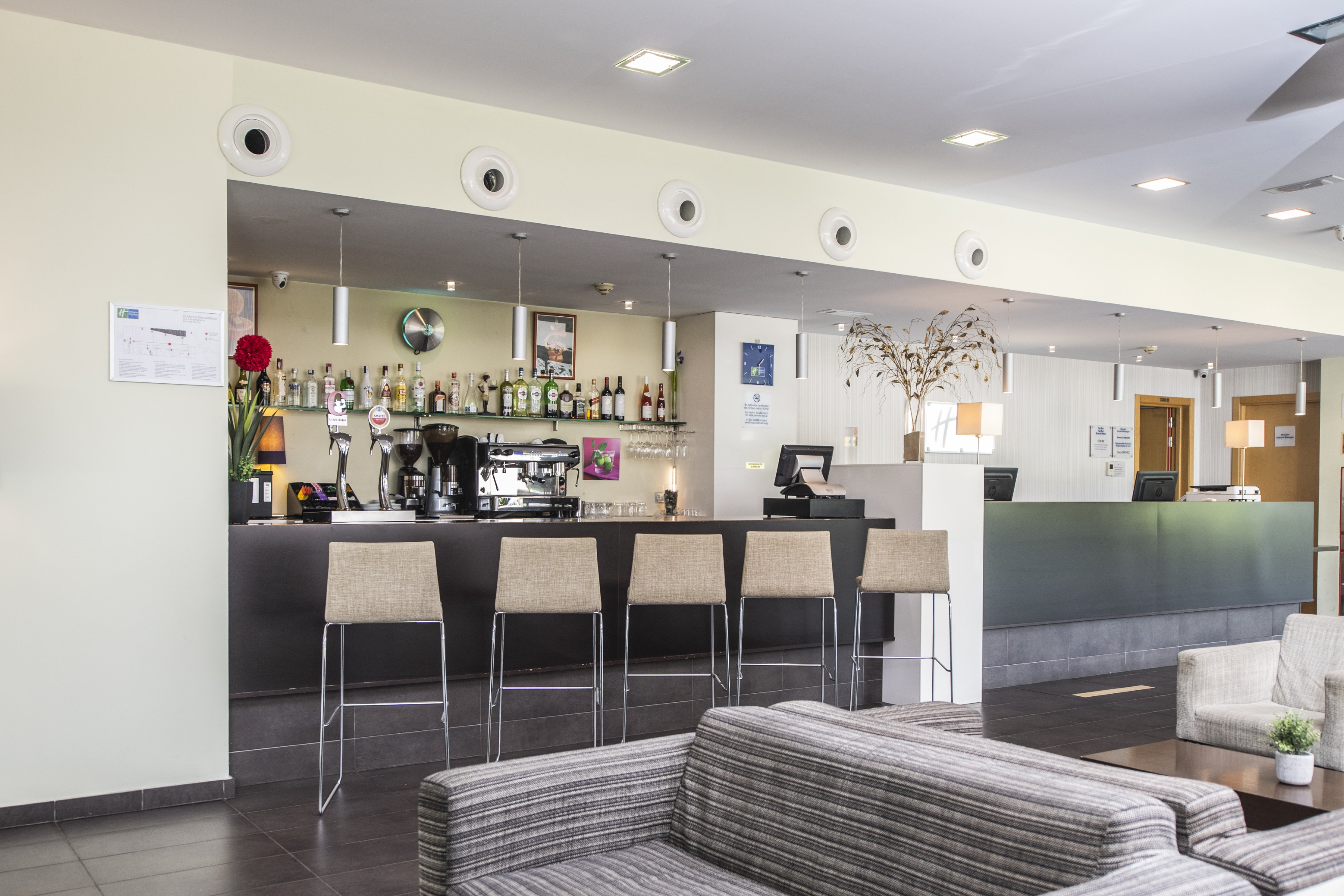 holiday inn express barcelona sant cugat by ihg