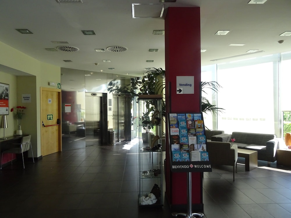 holiday inn express barcelona sant cugat by ihg