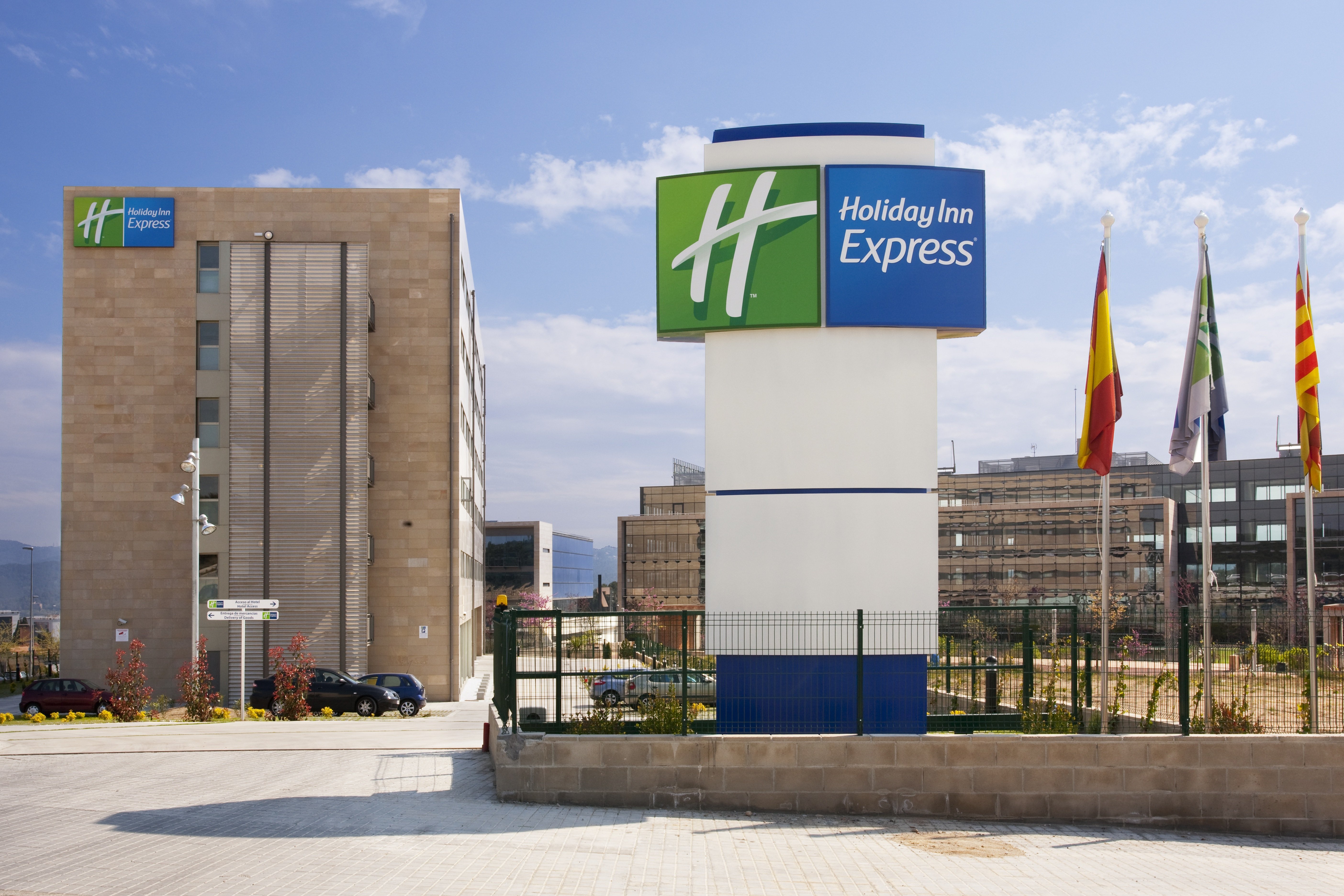holiday inn express barcelona sant cugat by ihg