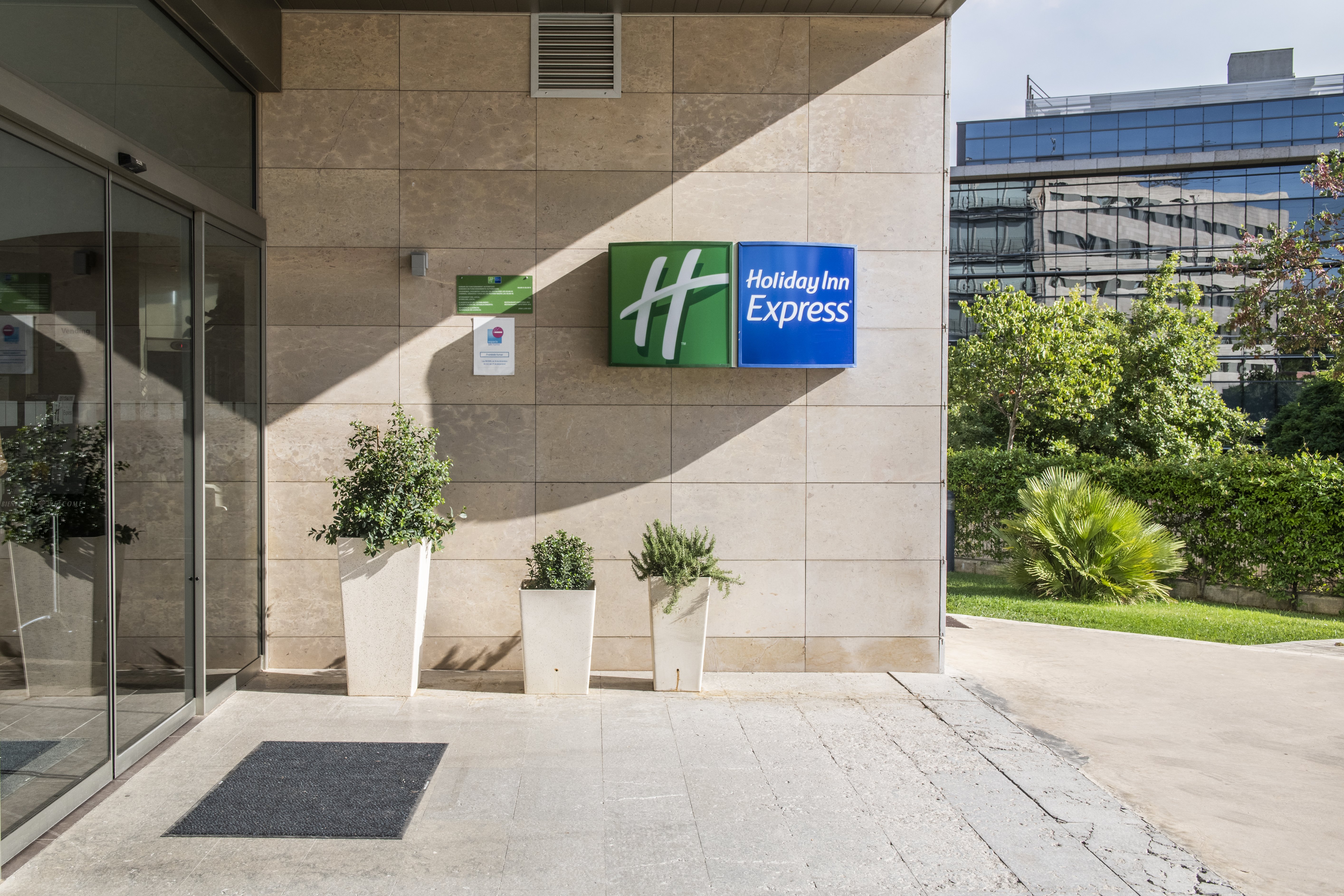 holiday inn express barcelona sant cugat by ihg