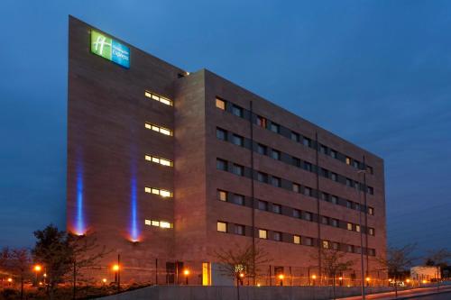 holiday inn express barcelona sant cugat by ihg