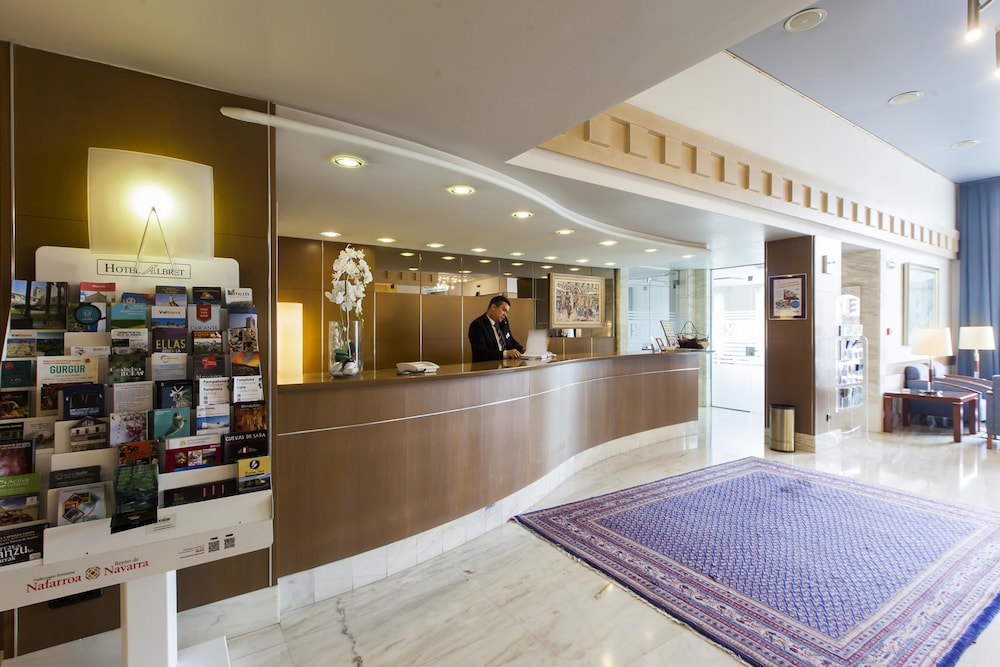 hotel albret