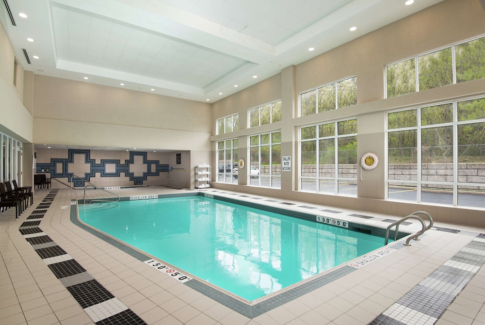 hampton inn and suites barrie