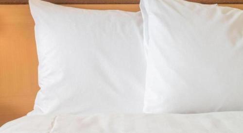 holiday inn express and suites fredericksburg by ihg