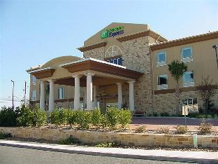 holiday inn express and suites fredericksburg by ihg