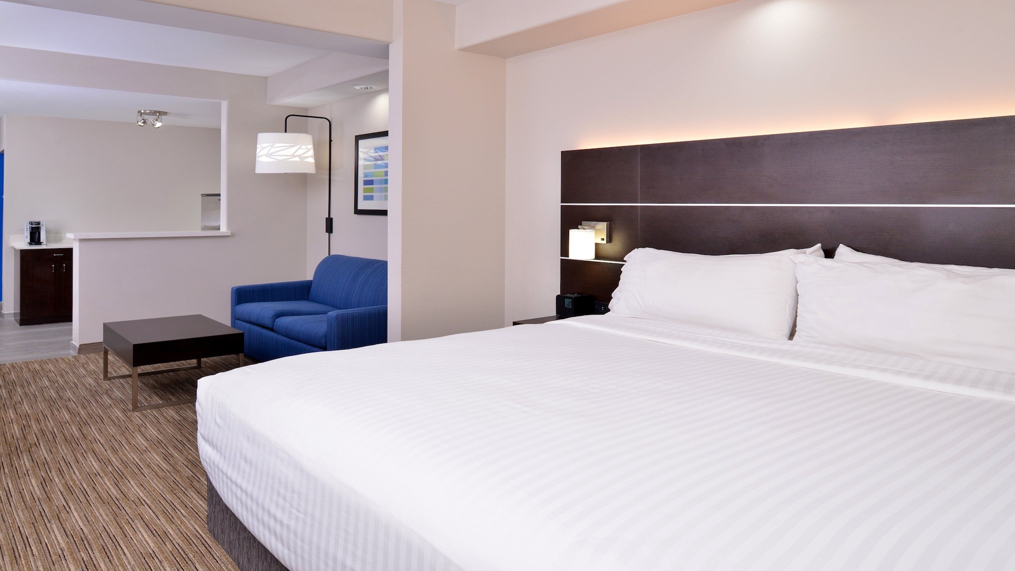 holiday inn express and suites laplace by ihg