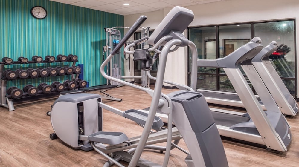 holiday inn express and suites laplace by ihg