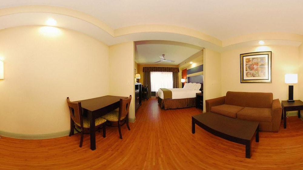holiday inn express and suites laplace by ihg
